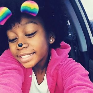 Meet your Posher, Avione